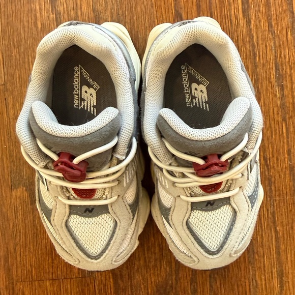 New Balance 9060 - Picture 4 of 7